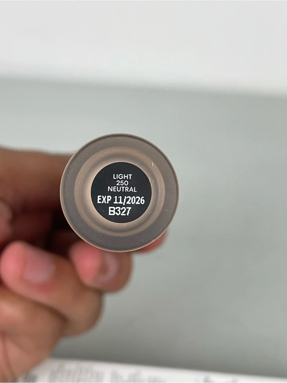 BareMinerals Barepro 16HR Wear All Over Skin Protecting Matte Concealer 250 NEW